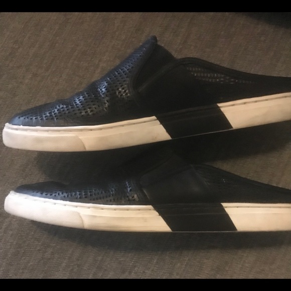 Vince Camuto Black leather Slides - Picture 2 of 3